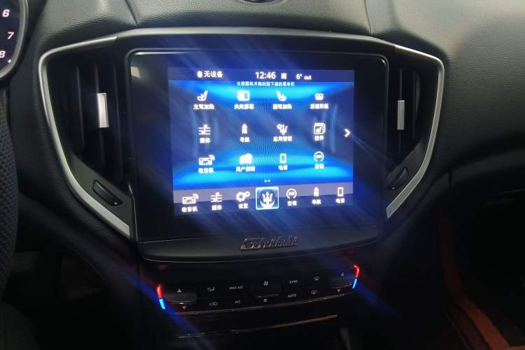 Used Maserati Ghibli 2017 3.0T Standard Edition Audio And AC Panel