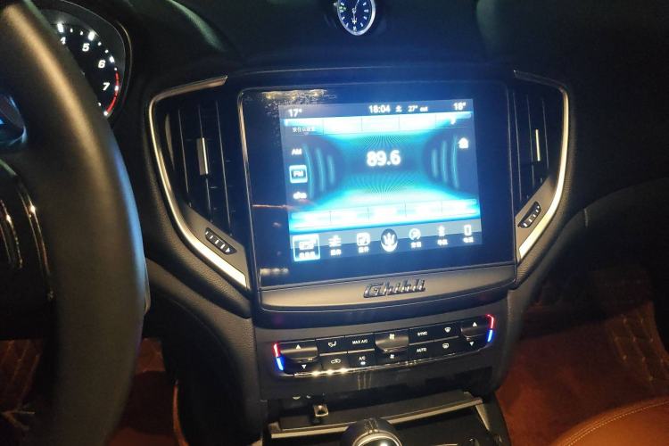 Used Maserati Ghibli 2017 3.0T Standard Edition Audio And AC Panel