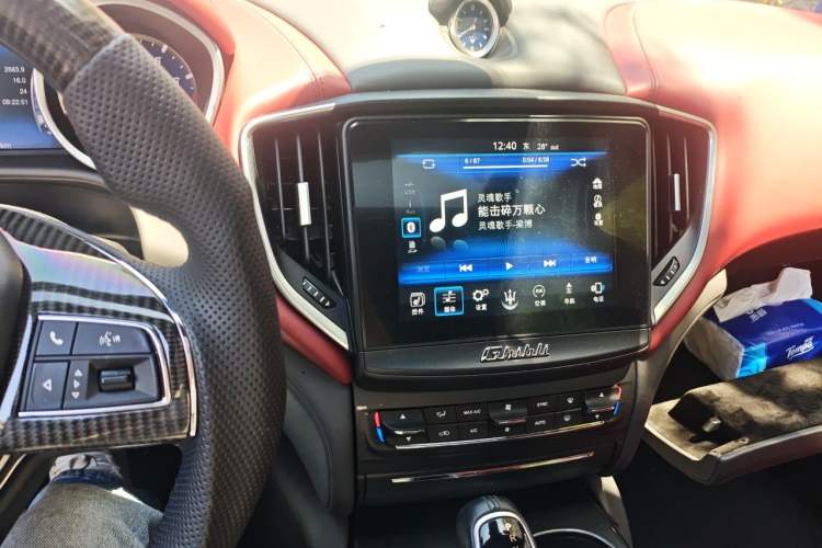 Used Maserati Ghibli 2017 3.0T Standard Edition Audio And AC Panel