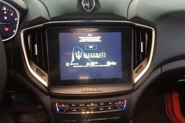 Used Maserati Ghibli 2017 3.0T Standard Edition Audio And AC Panel