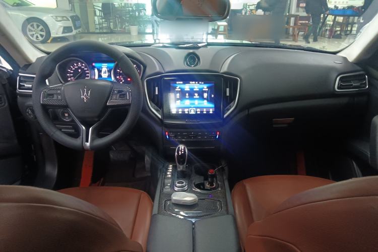 Used Maserati Ghibli 2017 3.0T Standard Edition Center Console