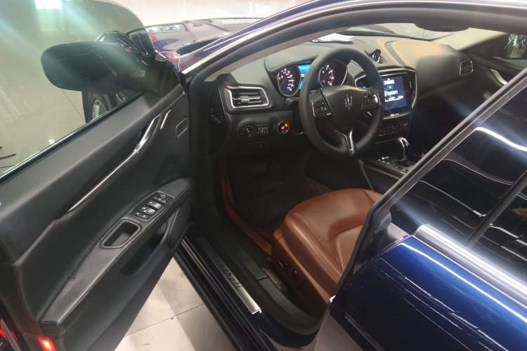 Used Maserati Ghibli 2017 3.0T Standard Edition Driver Seat