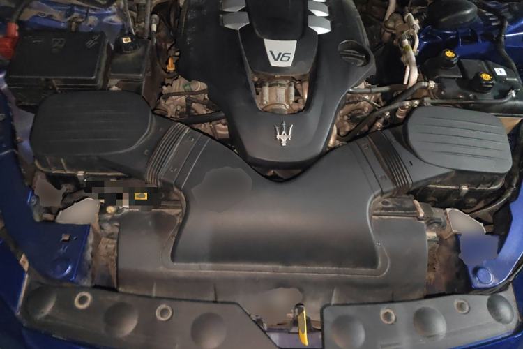 Used Maserati Ghibli 2017 3.0T Standard Edition Engine Bay