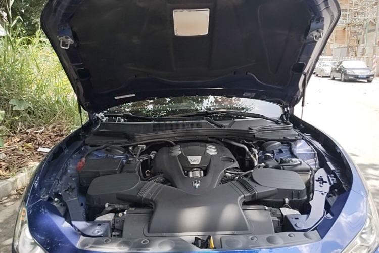 Used Maserati Ghibli 2017 3.0T Standard Edition Engine Bay