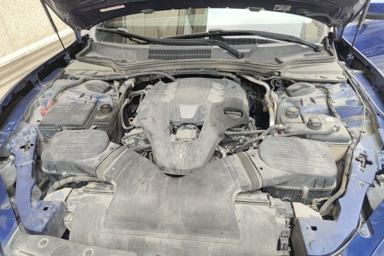 Used Maserati Ghibli 2017 3.0T Standard Edition Engine Bay