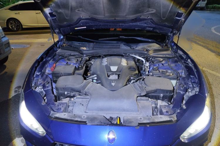 Used Maserati Ghibli 2017 3.0T Standard Edition Engine Bay