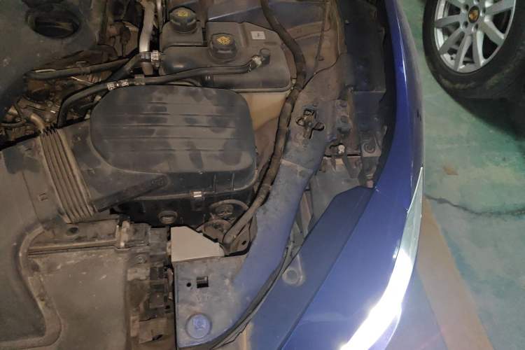 Used Maserati Ghibli 2017 3.0T Standard Edition Engine Bay Left