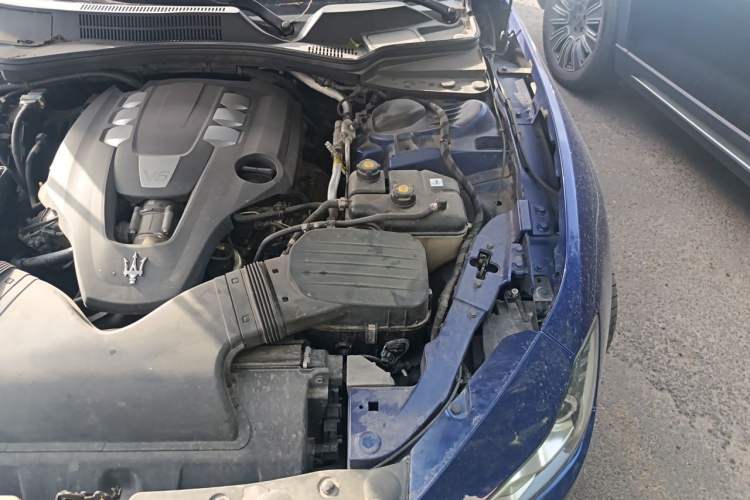 Used Maserati Ghibli 2017 3.0T Standard Edition Engine Bay Left
