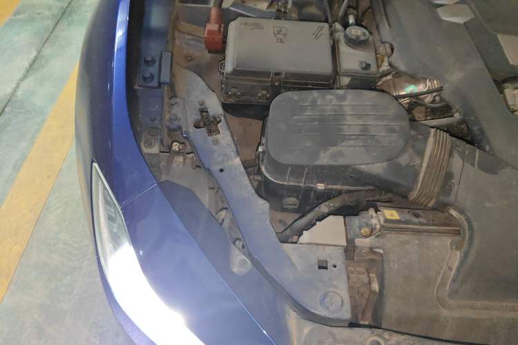 Used Maserati Ghibli 2017 3.0T Standard Edition Engine Bay Right