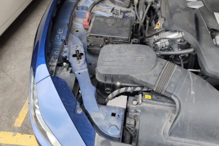 Used Maserati Ghibli 2017 3.0T Standard Edition Engine Bay Right