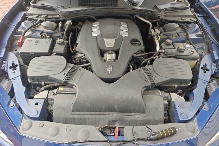 Used Maserati Ghibli 2017 3.0T Standard Edition Engine Bay