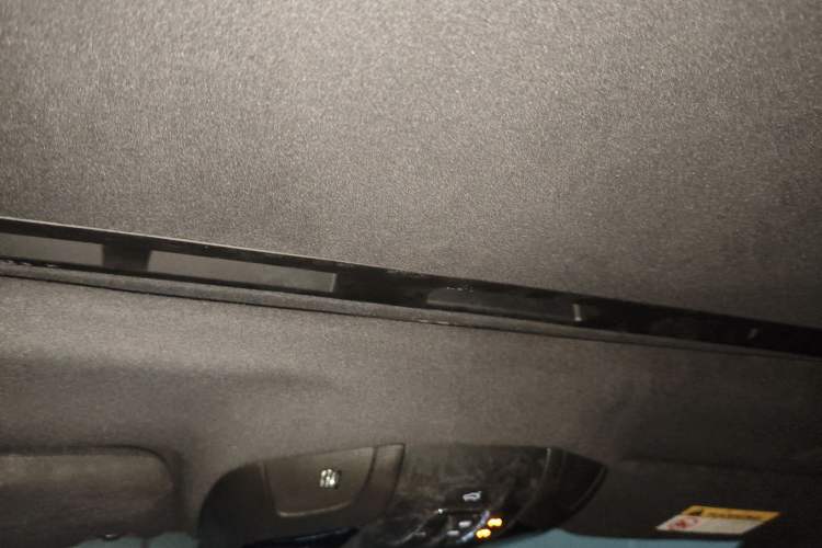 Used Maserati Ghibli 2017 3.0T Standard Edition Headliner