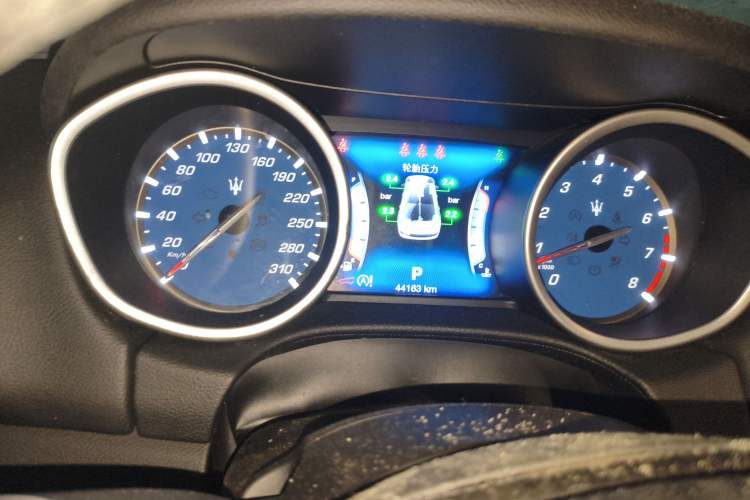 Used Maserati Ghibli 2017 3.0T Standard Edition Instrument Cluster
