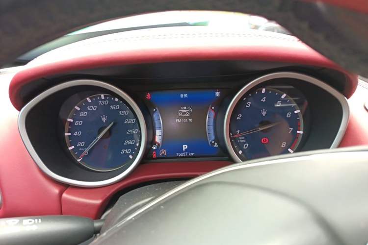 Used Maserati Ghibli 2017 3.0T Standard Edition Instrument Cluster