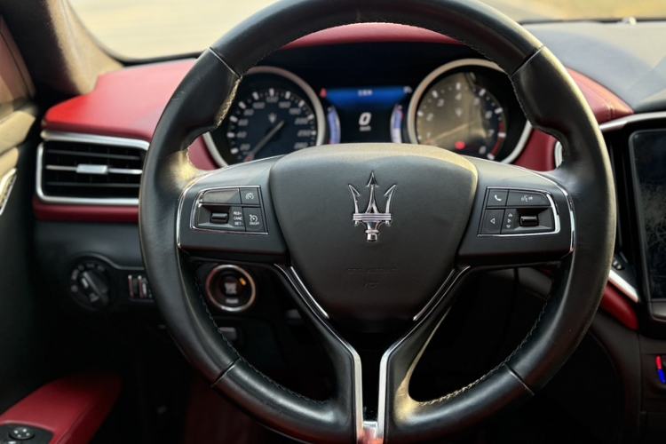 Used Maserati Ghibli 2017 3.0T Standard Edition Interior 1