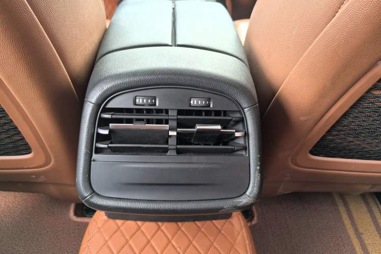 Used Maserati Ghibli 2017 3.0T Standard Edition Interior 12