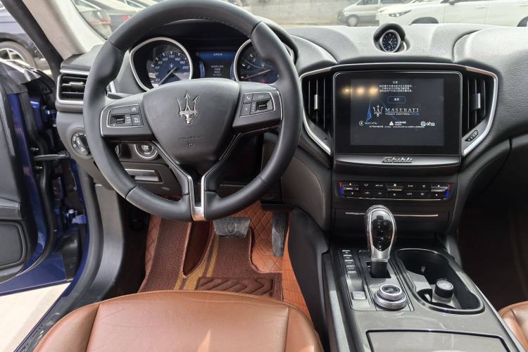 Used Maserati Ghibli 2017 3.0T Standard Edition Interior 2