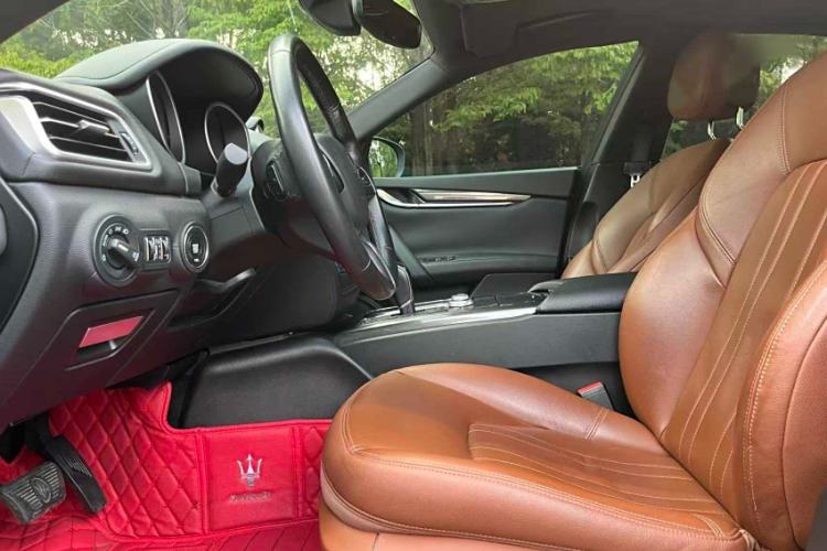 Used Maserati Ghibli 2017 3.0T Standard Edition Interior 2