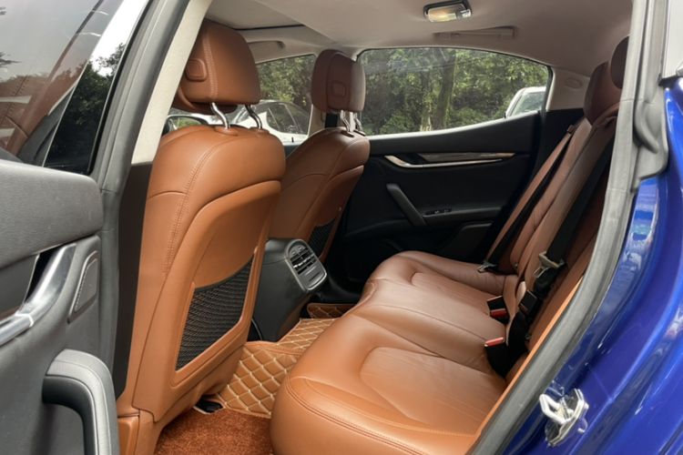 Used Maserati Ghibli 2017 3.0T Standard Edition Interior 8