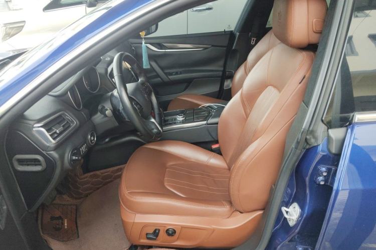 Used Maserati Ghibli 2017 3.0T Standard Edition Left Front Seat
