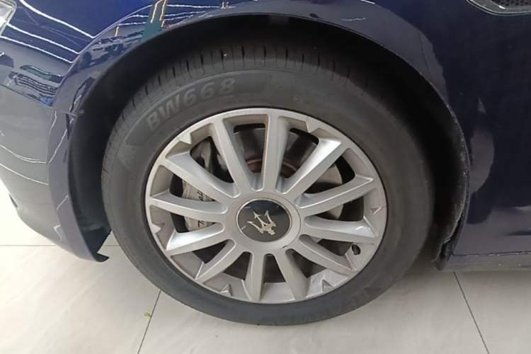 Used Maserati Ghibli 2017 3.0T Standard Edition Left Front Wheel Hub