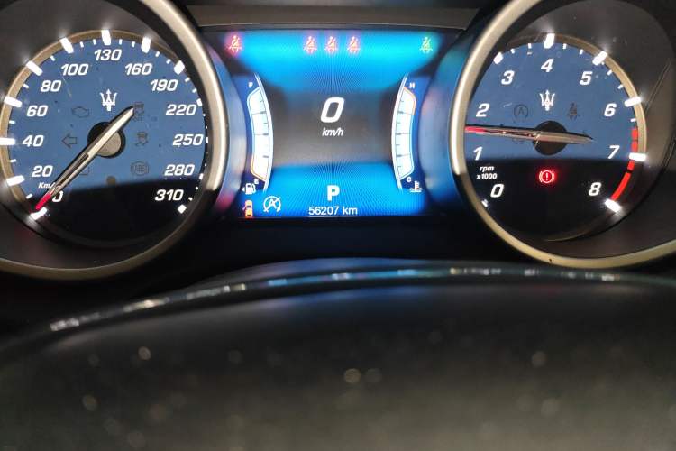 Used Maserati Ghibli 2017 3.0T Standard Edition Odometer Close Up