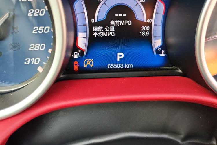 Used Maserati Ghibli 2017 3.0T Standard Edition Odometer Close Up