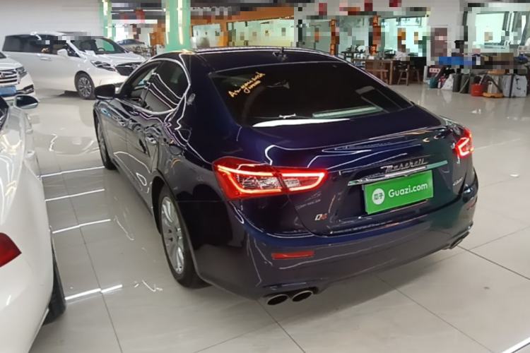 Used Maserati Ghibli 2017 3.0T Standard Edition Rear Left 45 Deg