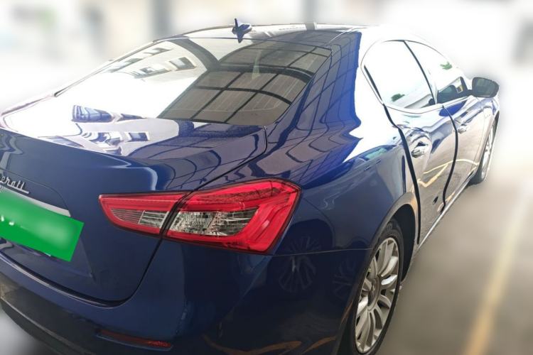 Used Maserati Ghibli 2017 3.0T Standard Edition Rear Right 45 Deg
