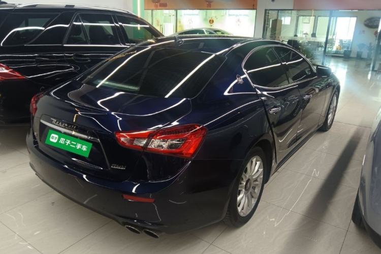 Used Maserati Ghibli 2017 3.0T Standard Edition Rear Right 45 Deg