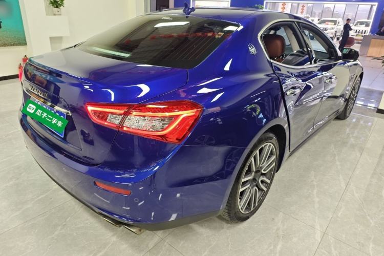 Used Maserati Ghibli 2017 3.0T Standard Edition Rear Right 45 Deg
