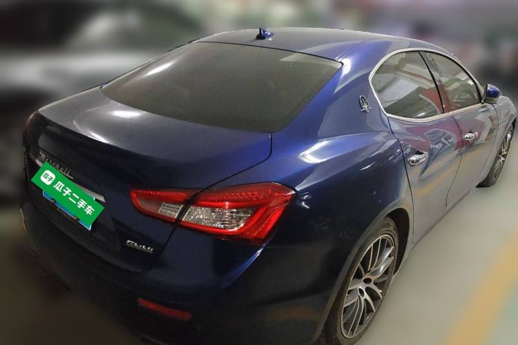 Used Maserati Ghibli 2017 3.0T Standard Edition Rear Right 45 Deg