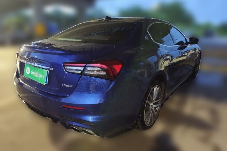 Used Maserati Ghibli 2017 3.0T Standard Edition Rear Right 45 Deg