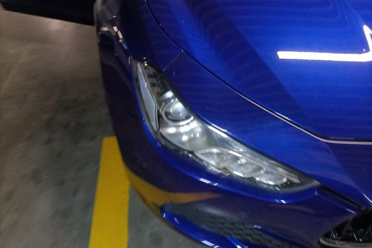 Used Maserati Ghibli 2017 3.0T Standard Edition Right Front Headlight