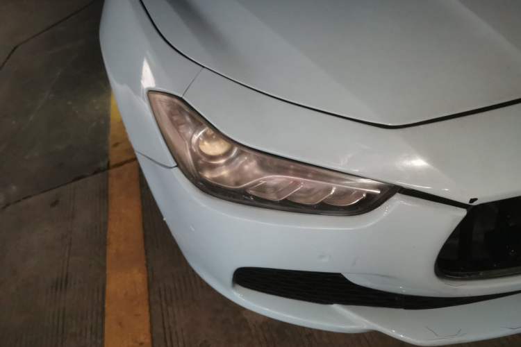 Used Maserati Ghibli 2017 3.0T Standard Edition Right Front Headlight
