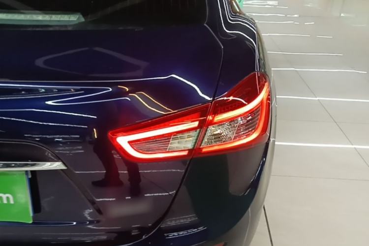 Used Maserati Ghibli 2017 3.0T Standard Edition Right Rear Taillight