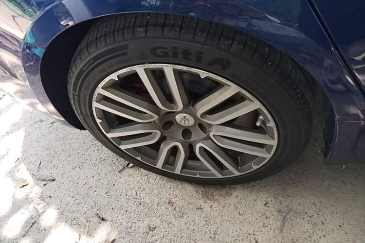 Used Maserati Ghibli 2017 3.0T Standard Edition Right Rear Wheel Hub