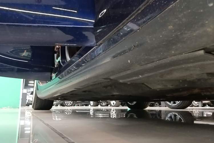 Used Maserati Ghibli 2017 3.0T Standard Edition Right Side Sill