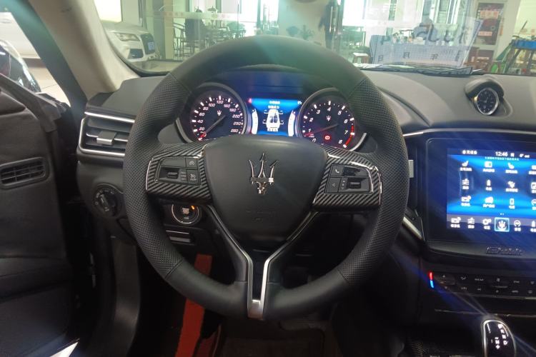 Used Maserati Ghibli 2017 3.0T Standard Edition Steering Wheel