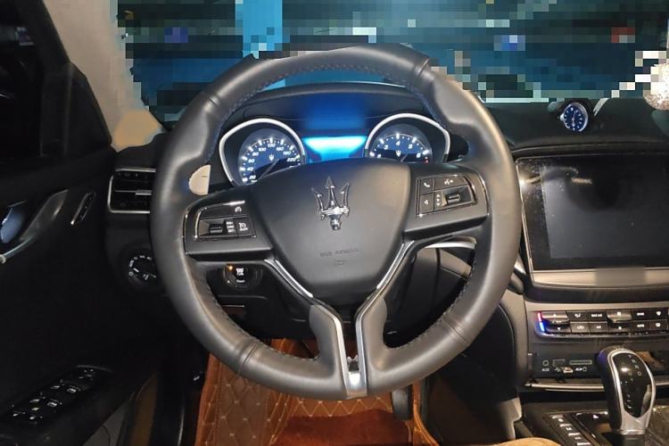 Used Maserati Ghibli 2017 3.0T Standard Edition Steering Wheel