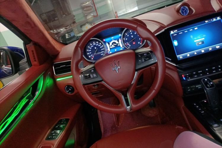 Used Maserati Ghibli 2017 3.0T Standard Edition Steering Wheel