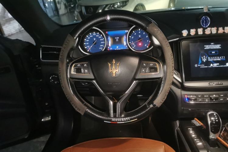 Used Maserati Ghibli 2017 3.0T Standard Edition Steering Wheel