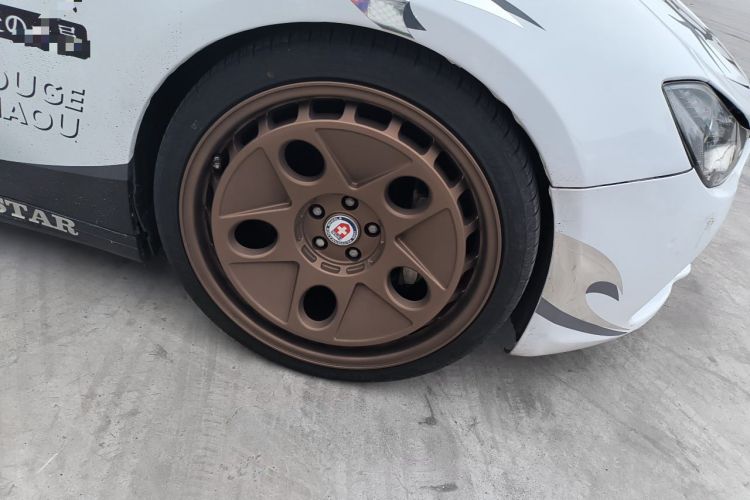Used Maserati Ghibli 2017 3.0T Standard Edition Right Front Wheel Hub