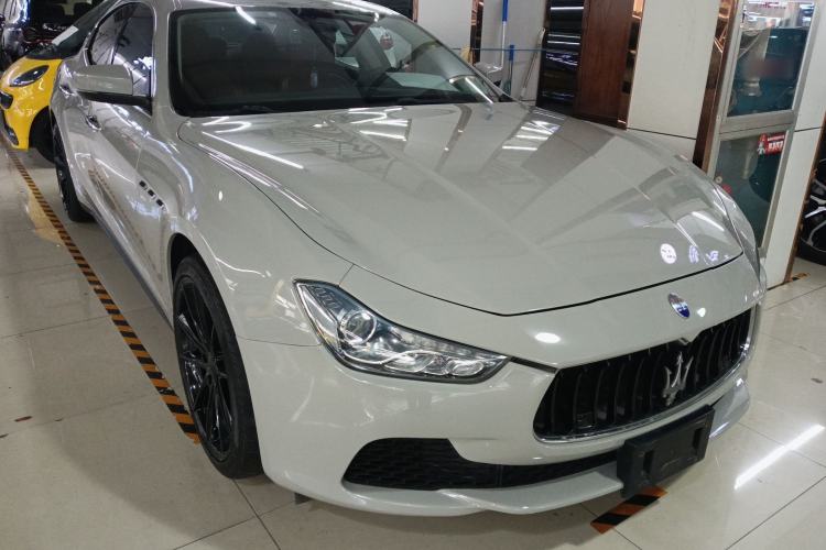 Used Maserati Ghibli 2017 3.0T Standard Edition Front Right 45 Deg