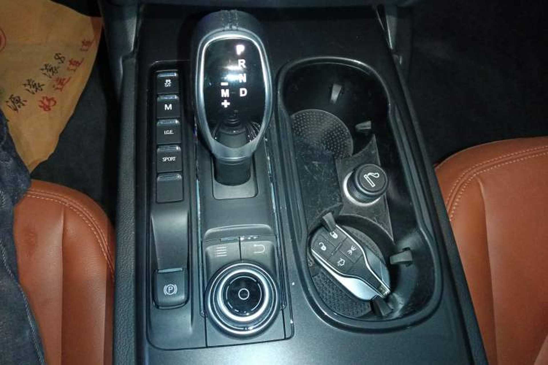 Used Maserati Ghibli 2017 3.0T Standard Edition Gear Lever