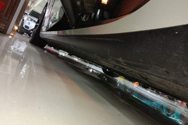 Used Maserati Ghibli 2017 3.0T Standard Edition Left Side Sill