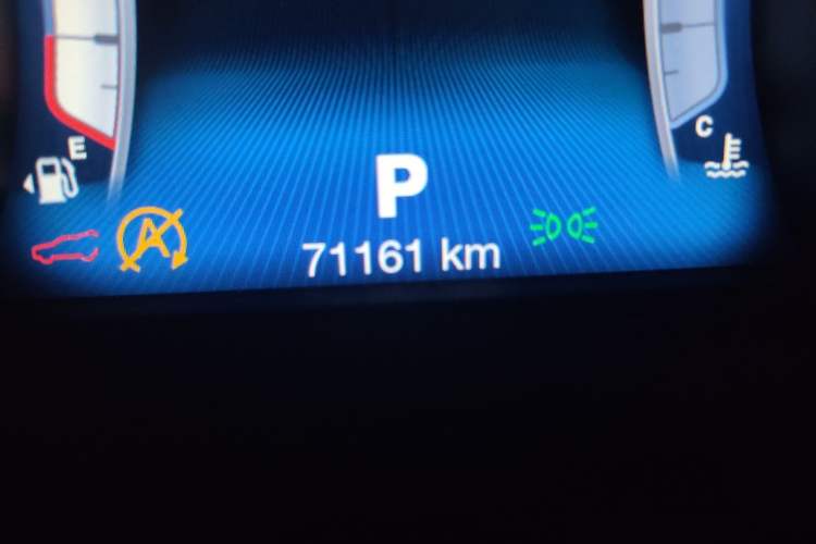 Used Maserati Ghibli 2017 3.0T Standard Edition Odometer Close Up