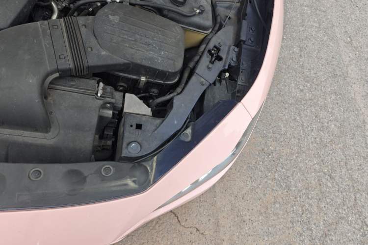 Used Maserati Ghibli 2017 3.0T Standard Edition Engine Bay Left