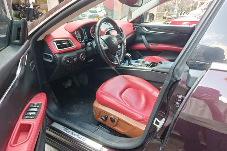 Used Maserati Ghibli 2017 3.0T Standard Edition Driver Seat