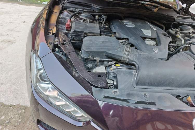 Used Maserati Ghibli 2017 3.0T Standard Edition Engine Bay Right